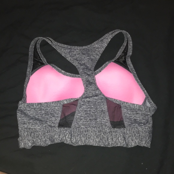 Victoria Secret PINK Sports Bra SIZE MEDIUM - Picture 2 of 3